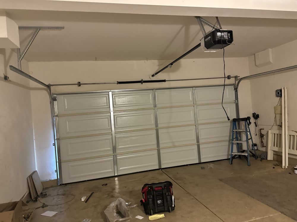High-Cycle Garage Door Support Near Milliken Avenue and Fourth Street